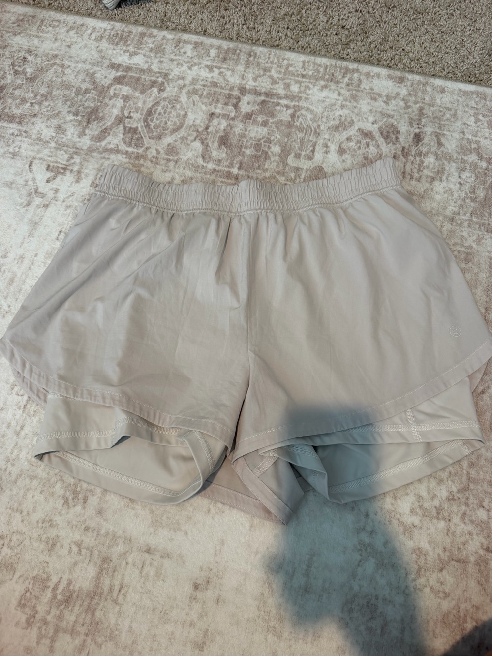 GILLY HICKS - Light Beige Athletic Shorts - Women’s Size X Large